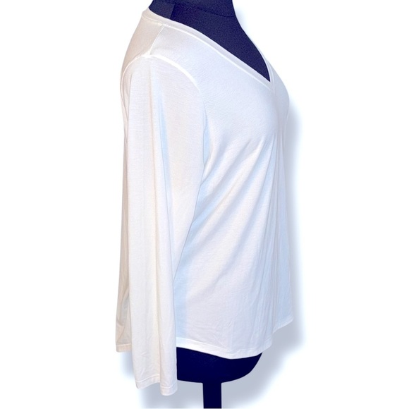 ATHLETA Essential V-Neck Long-Sleeve Top - White 1X - Picture 3 of 15